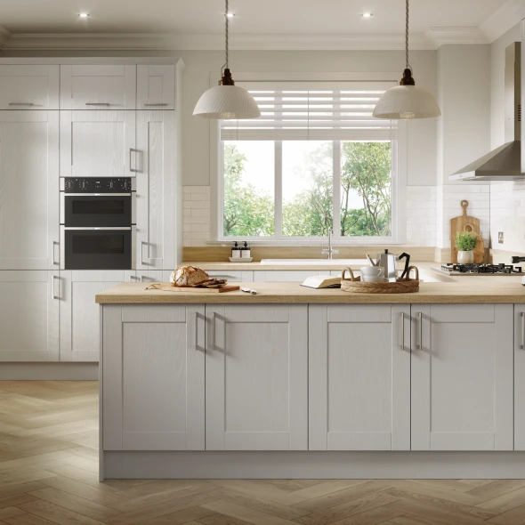 Kitchen with Classic Shaker Light Grey Wood Grain doors
