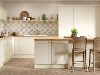 Shaker range kitchen doors