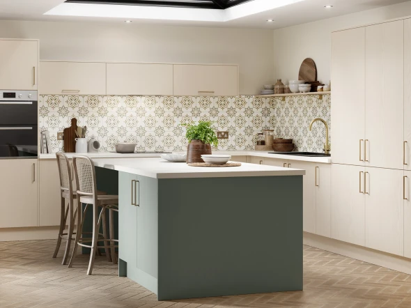 Warwick range kitchen doors